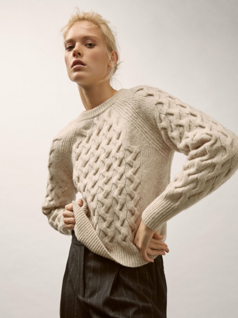 第一次拜年穿什么衣服合适,去别人家拜年该穿什么衣服