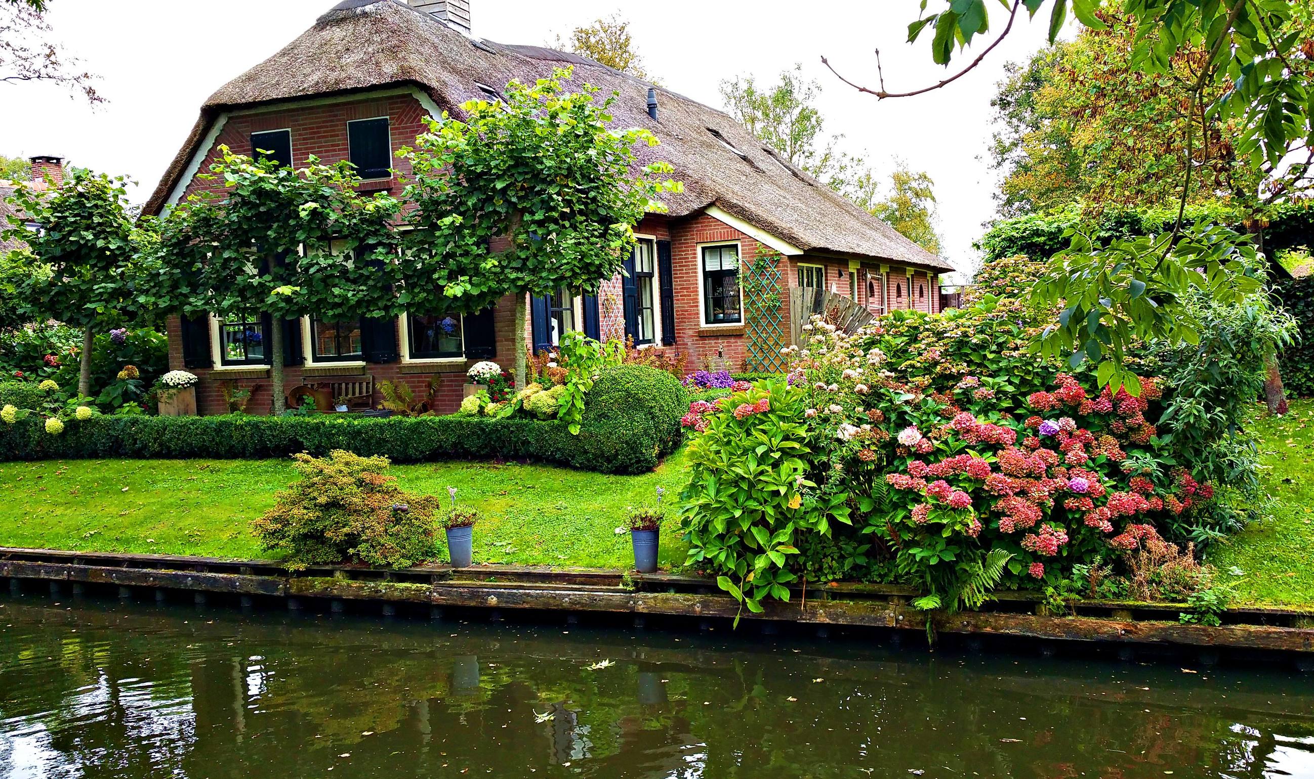 荷兰梦幻旅游景点,荷兰最美十大小镇