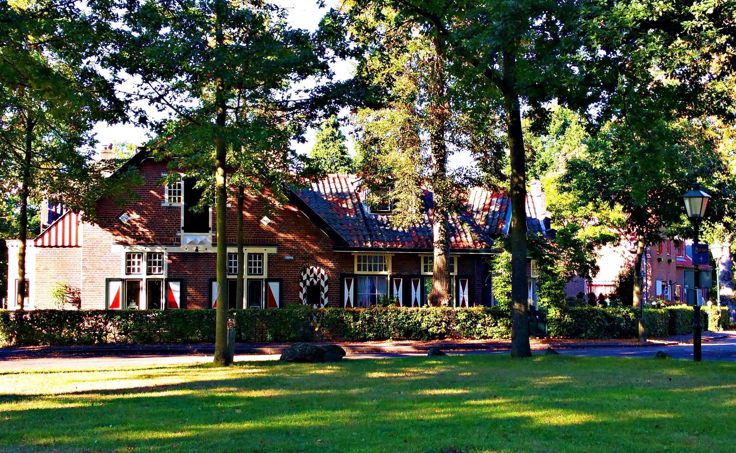 荷兰梦幻旅游景点,荷兰最美十大小镇