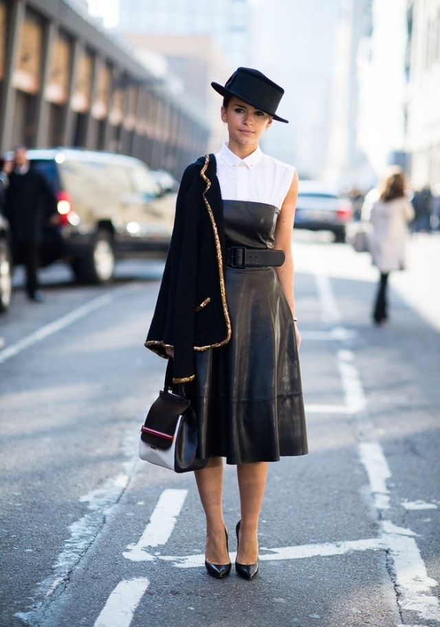 有哪些好看的小黑裙,小众又有设计感夏天必备小黑裙