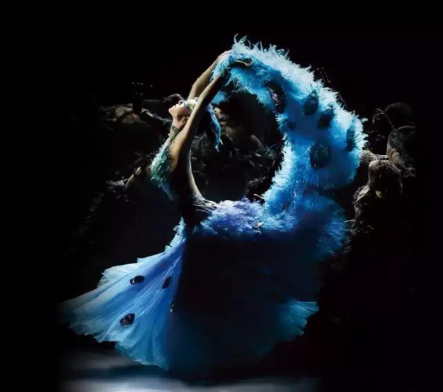 翡翠杨丽萍,七彩云南杨丽萍翡翠估价