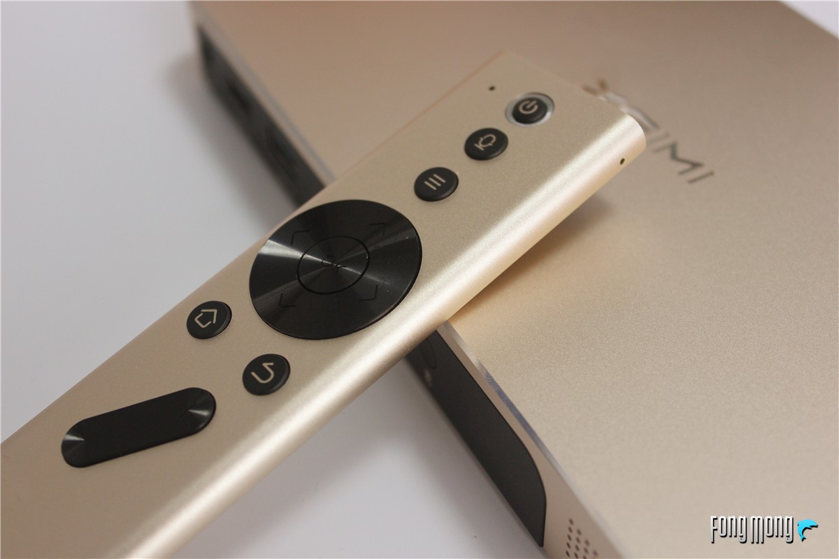 极米z4爵色投影仪是金色的么,极米z4x观影效果怎么样