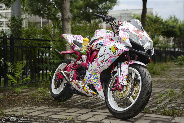铃木k8爆改,hellokitty叛逆版