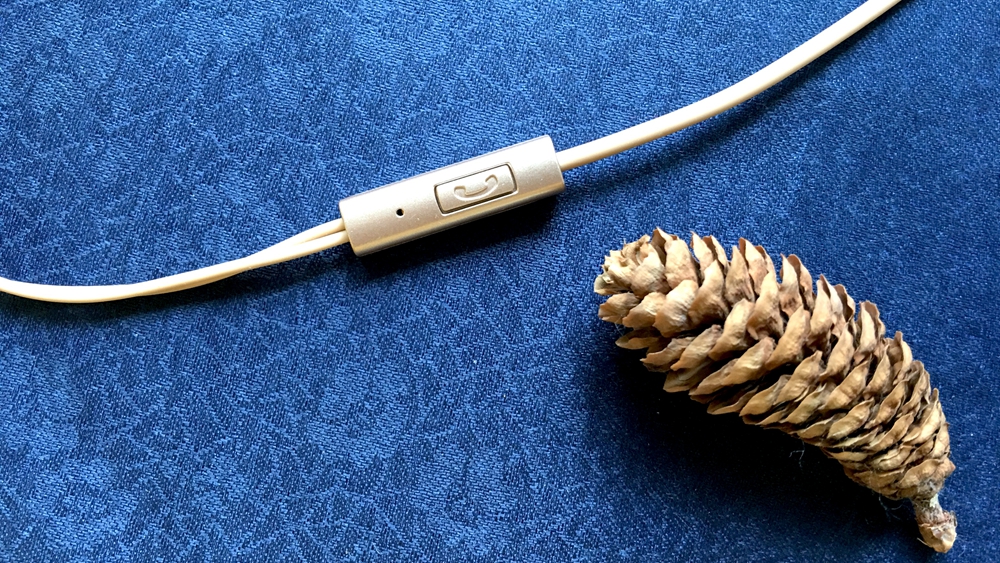 低音效果耳机,自带低音效果的耳机