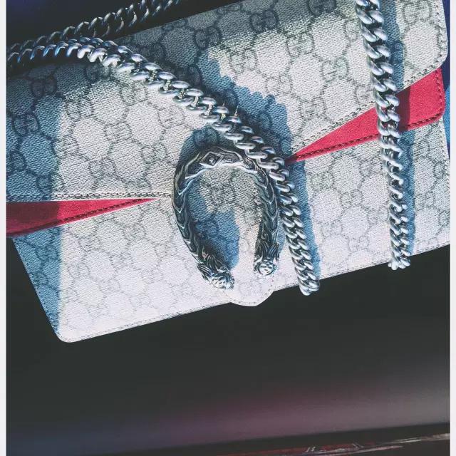 撞包也要背？这些热门包包受欢迎是有原因的