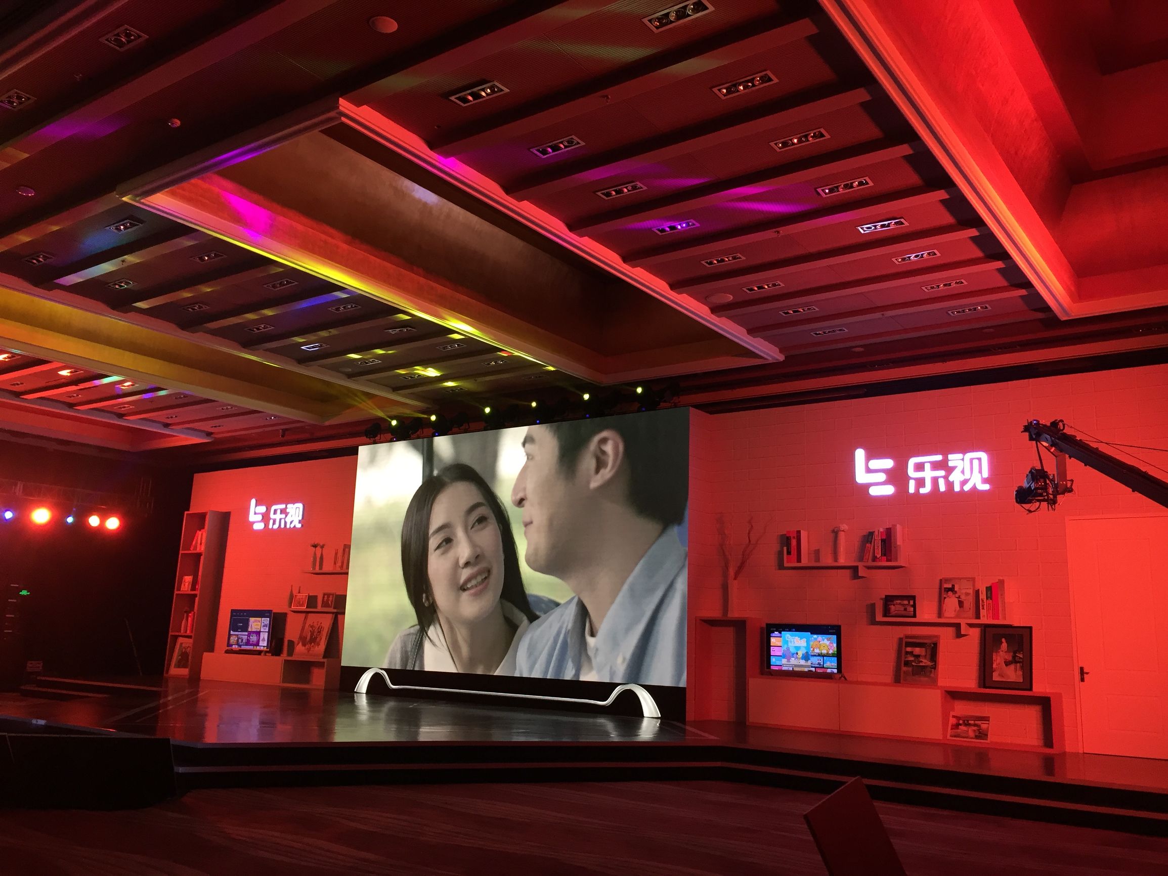 乐视与欧派,谁是让他们抱团的大腿?