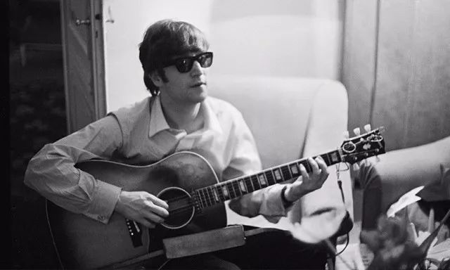 社会｜追星可以，但小心成为“乌合之众”