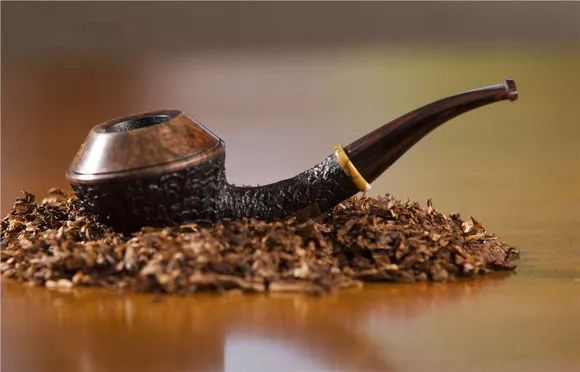 睿智和怡情——烟斗