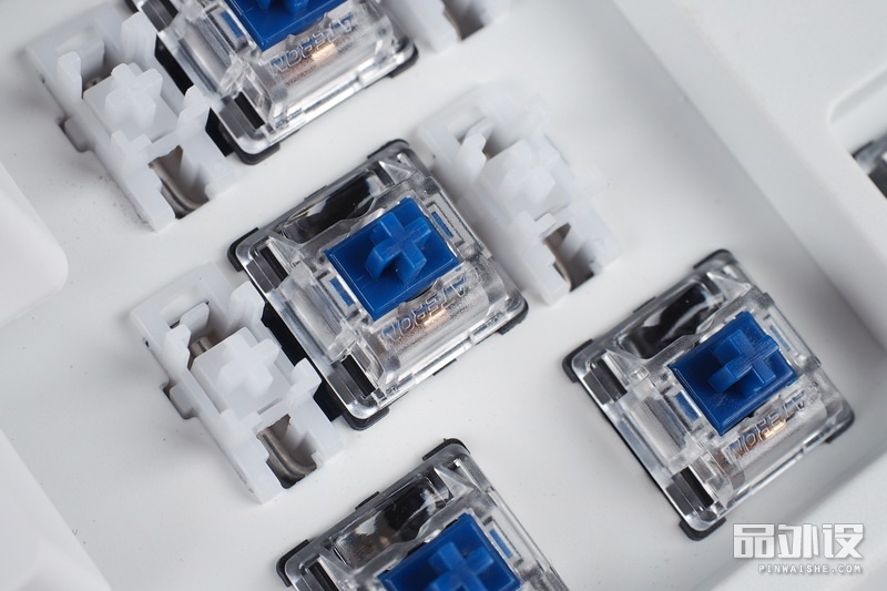 凯酷kc104rgb机械键盘多少钱,凯酷104黑轴机械键盘