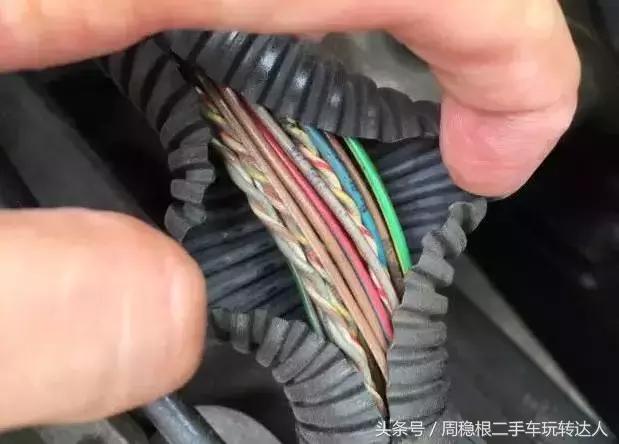 我的车被水泡啦怎么处理,我的爱车让碰了怎么处理