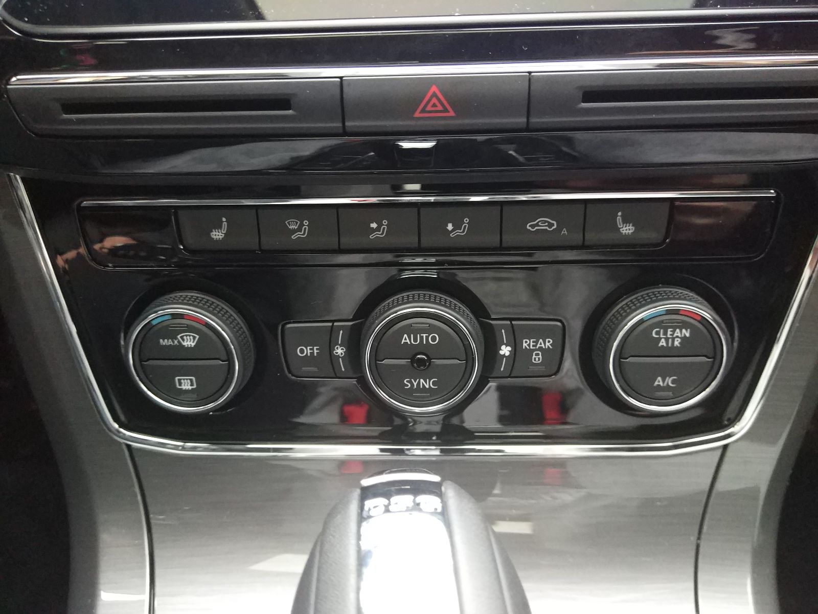 2017款帕萨特尊荣版1.4t用车感受,2017帕萨特1.8t尊荣版跑长途