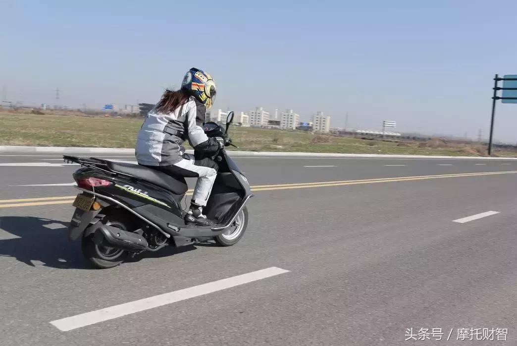 王牌对王牌比低音,王牌对王牌银碳