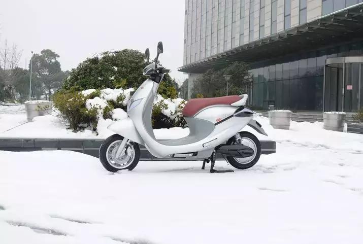 台铃车子和雅迪车子到底哪个更好,台铃萌雪2022新款