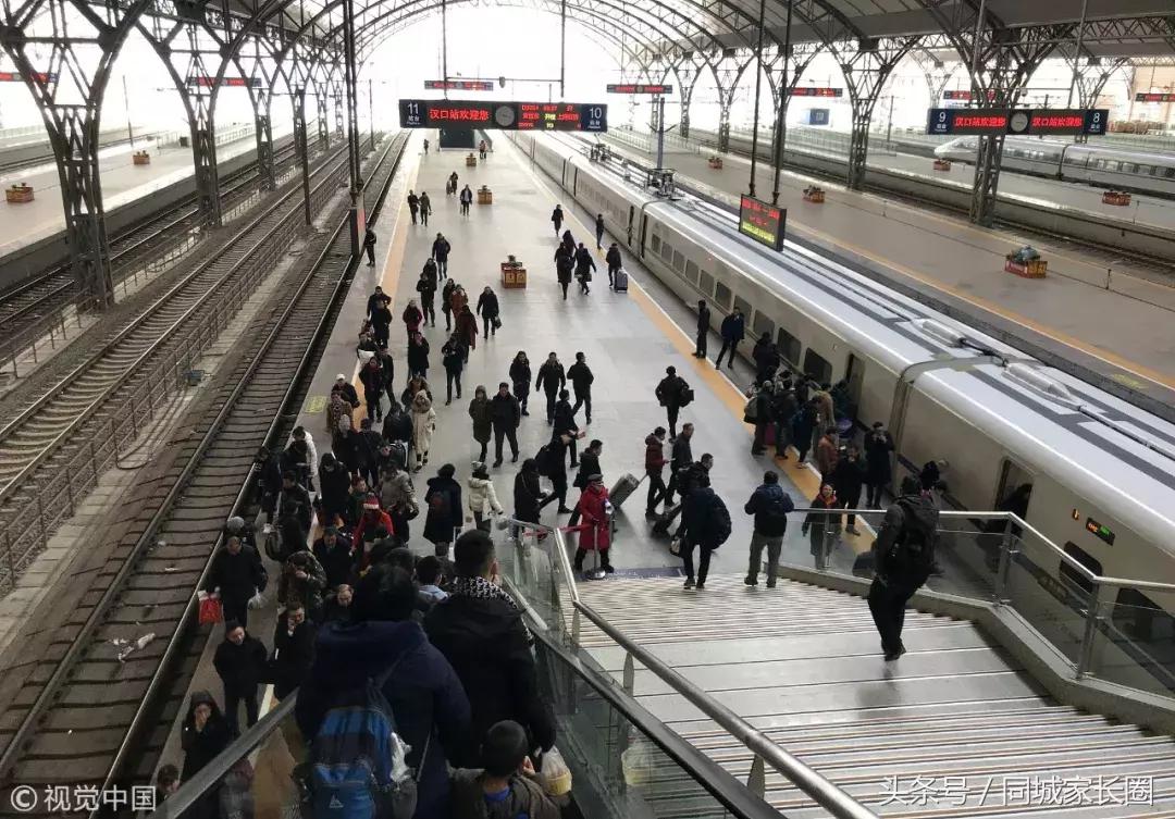 和几百万人拼运气,和几十万人抢票真的不容易