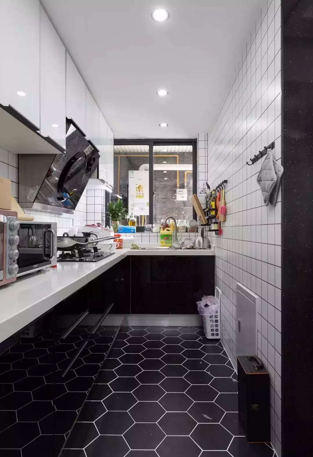 装修北欧风瓷砖,装修风格北欧地板