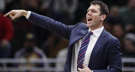 烂泥扶上墙结尾,勇士对阵湖人超远三分险些绝杀