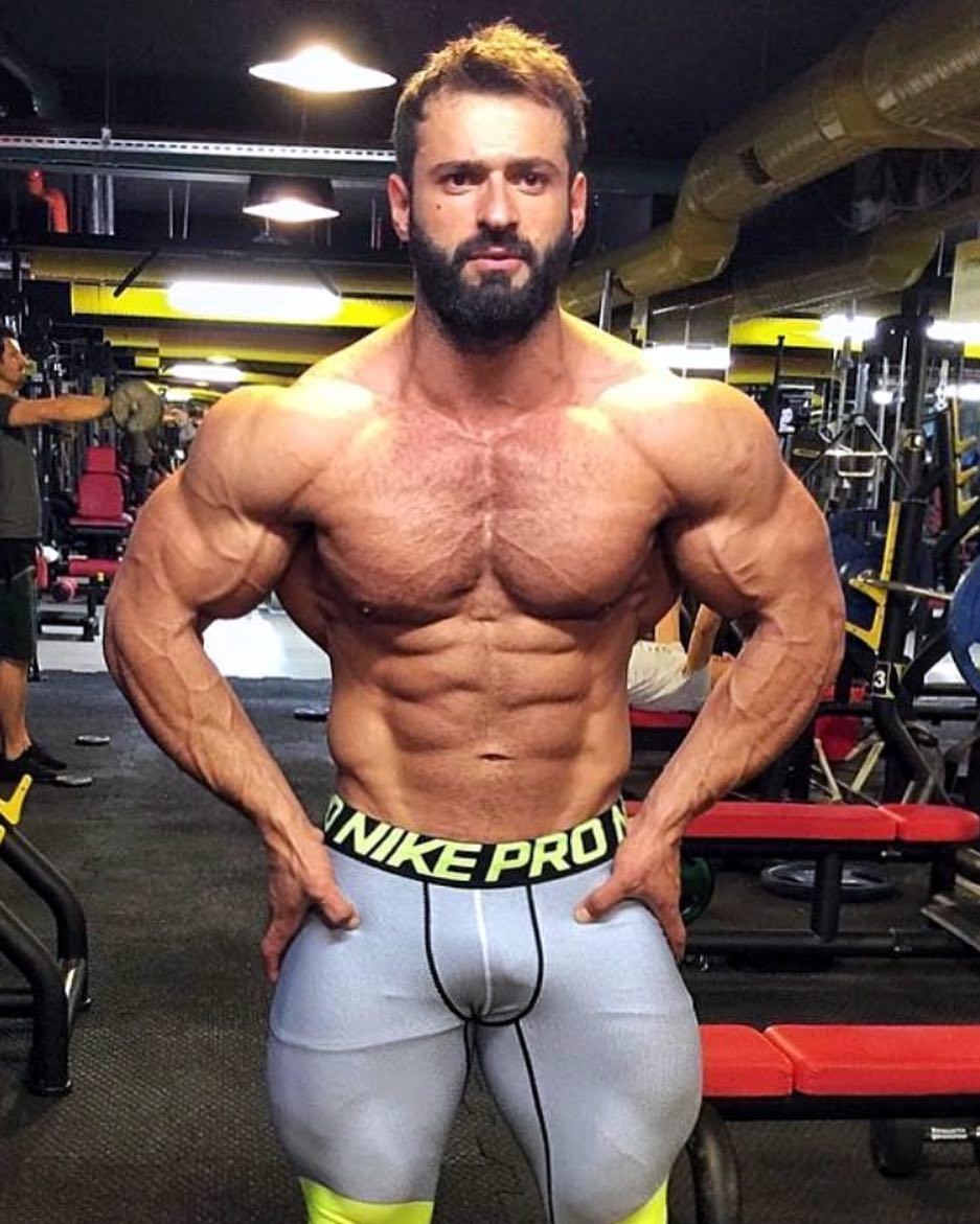 人鱼线怎么练才能练好,4个动作提高人鱼线