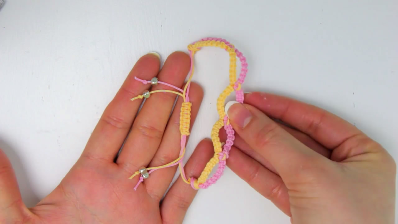 四种方法做手链,各种编织手链的做法