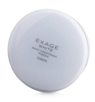 最近吴昕晒出一款的化妆水,吴昕参加活动用的什么护肤品