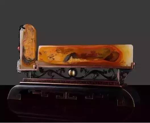 听我一句劝，把你浪费的钱买玉吧！不需十年，三年以后你回头来看