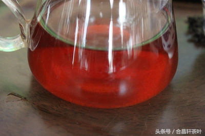 普洱茶新茶叶的鉴别有讲究,熟普洱茶的各个叶底特征