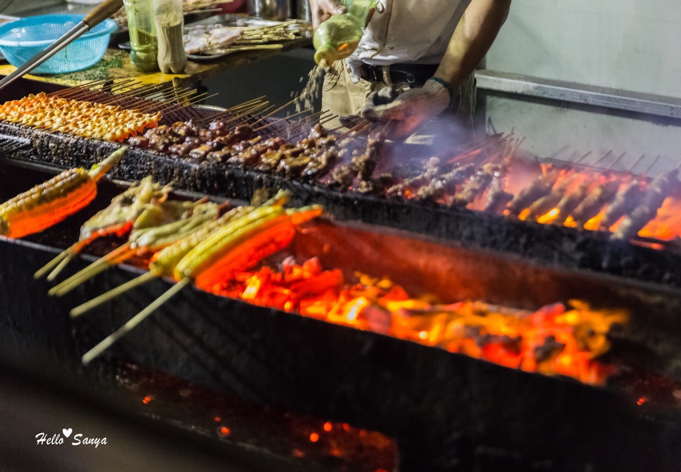 吃货们的福利，春节来三亚，墙裂推荐的特色美食全攻略