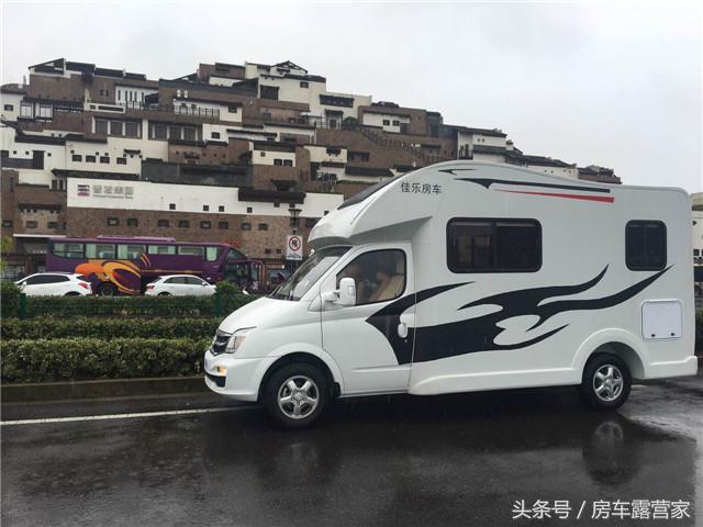 推荐丨6人舒适乘坐，佳乐大通自行式C型房车完美呈现！