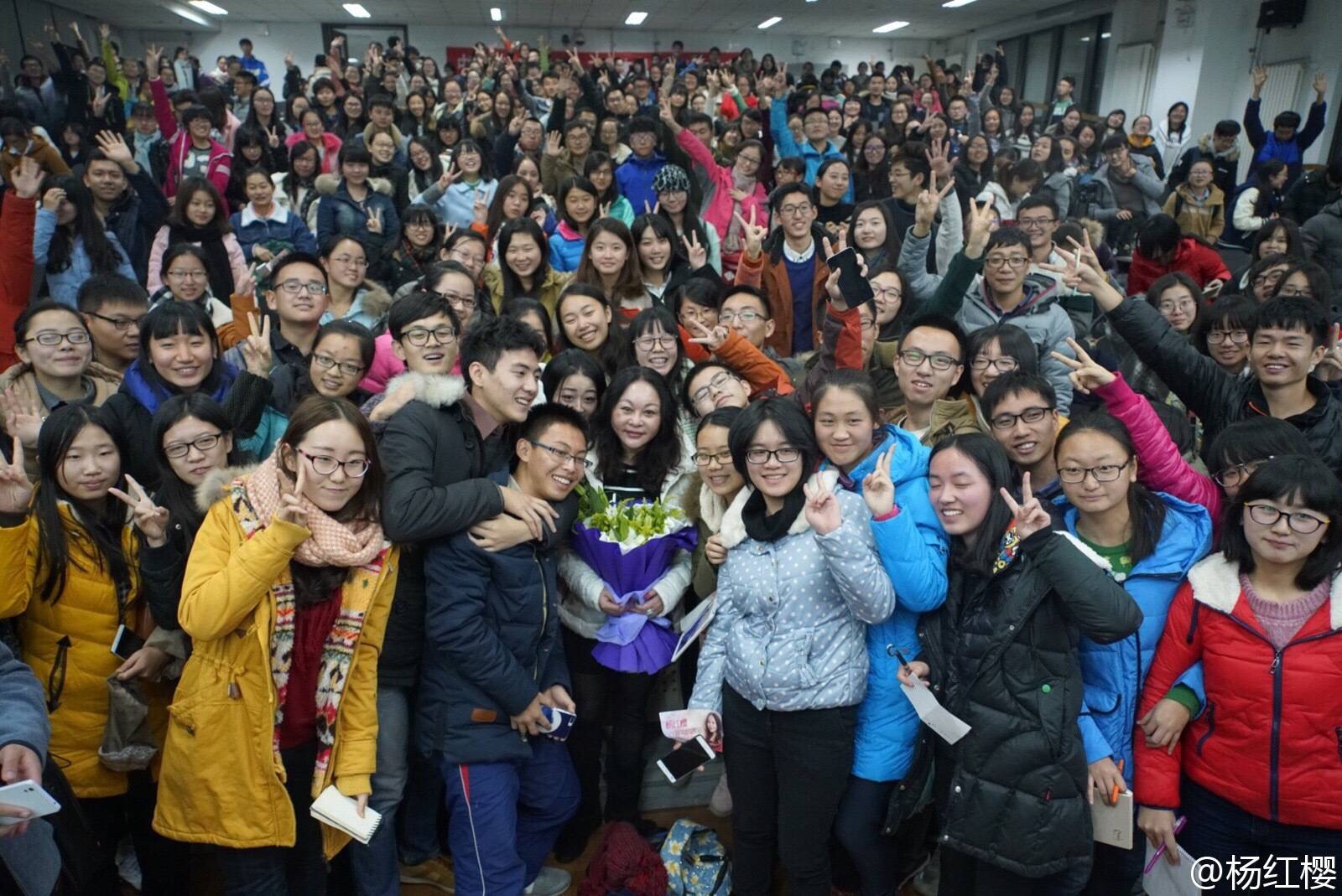 一个价值连城的IP是怎样炼成的—杨红樱印象