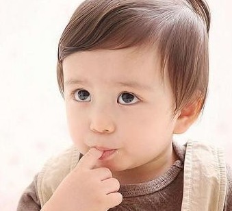 3岁孩子抽动症总是挤眼能自愈吗,儿童抽动症挤眉弄眼怎么治