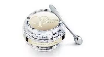 王菲最新护肤品,王菲伊能静最新视频