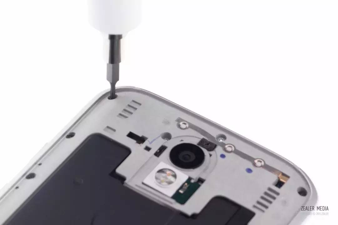 motox一代拆解,motox极耐摔吗