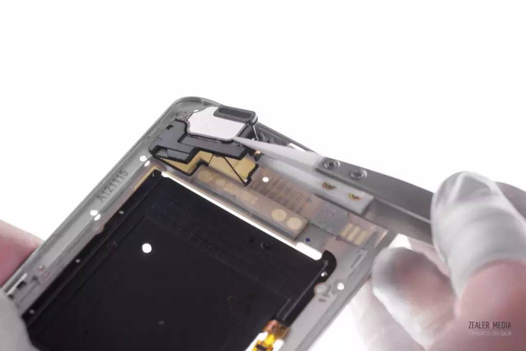 motox一代拆解,motox极耐摔吗