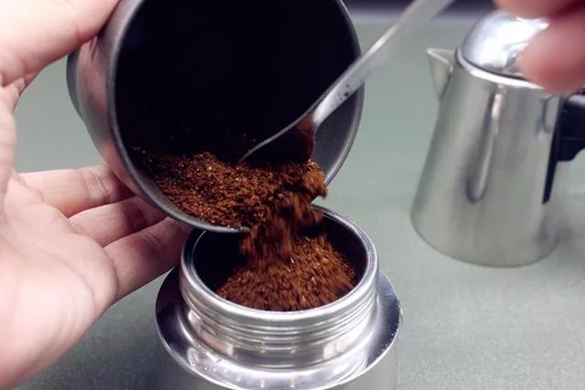 摩卡咖啡和摩卡壶咖啡的区别,摩卡咖啡卡布奇诺咖啡的区别