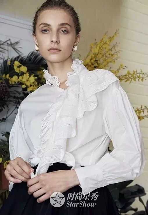 江疏影在恋爱先生里的穿搭,江疏影条纹衬衫穿搭