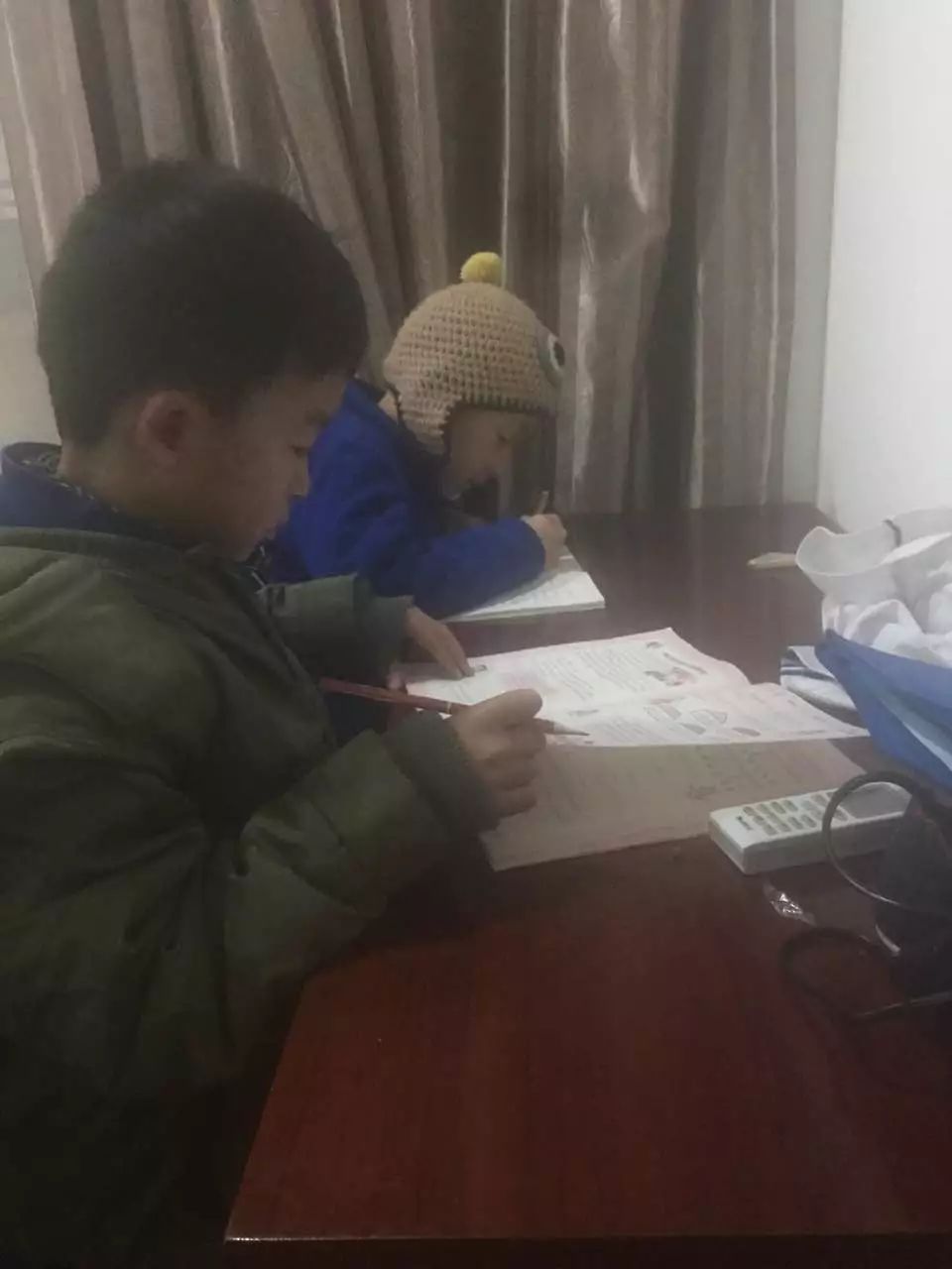 苏州太湖邀请赛赛况组图大放送孩子们踢球学习两不误