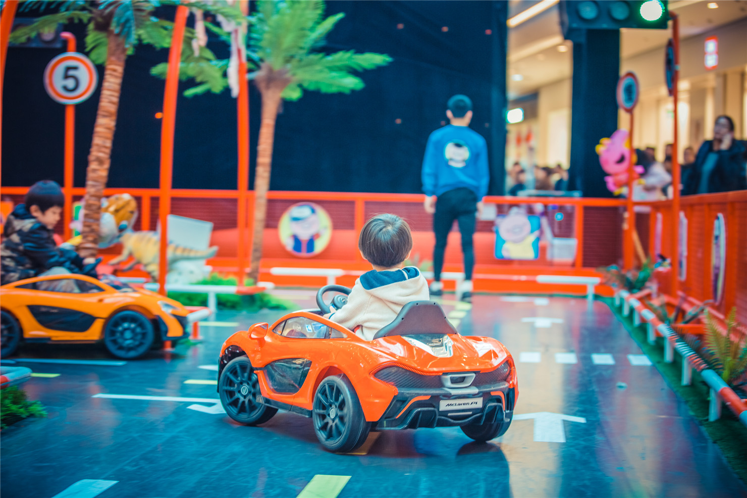 驾比速T5，冬日太原暖心游