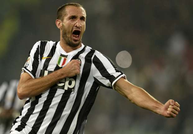 足球就是要欺骗你的对手！尤文后卫注意了，热刺主帅支持球员跳水