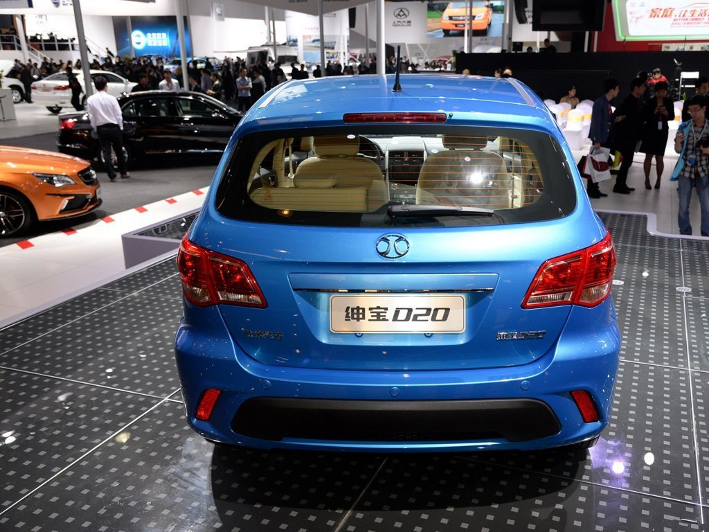 外观内饰好看配置高的车15w左右,外观及内饰好看性价比高的车