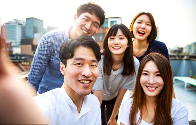 今年超热门相机,能自动抓拍你的最美瞬间!