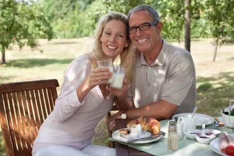 牛小牧巴氏鲜奶,小牧日常训练