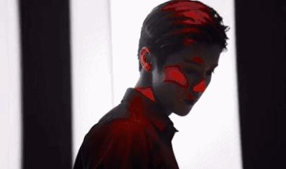 王嘉尔鹿晗热血街舞团即兴甩手舞,热血街舞团王嘉尔鹿晗在练习