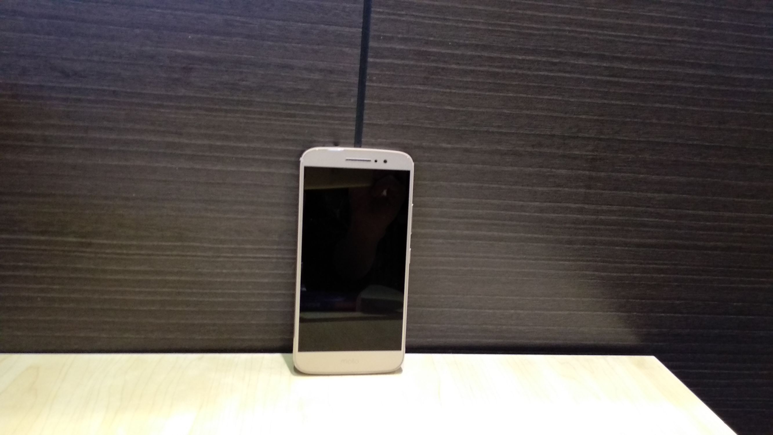 摩托罗拉moto怎么样,摩托罗拉moto配置参数