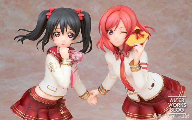 矢泽妮可和西木真姬情侣头像 (情人节矢泽妮可西木野真姬手办)