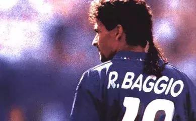 天下足球最催人泪下的文案,天下足球催泪文案大罗