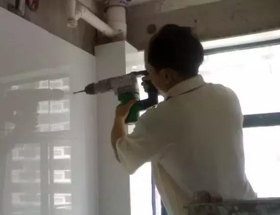 瓷砖上打孔怎么打不容易坏,瓷砖上打孔怎么打