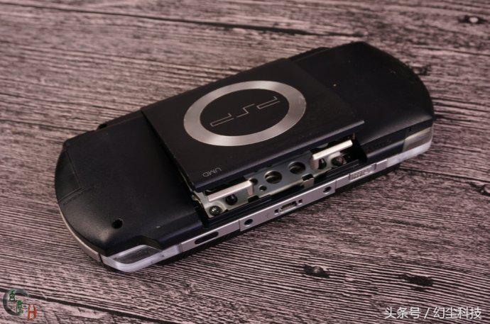 psp十大实用游戏机,psp游戏机还推荐么
