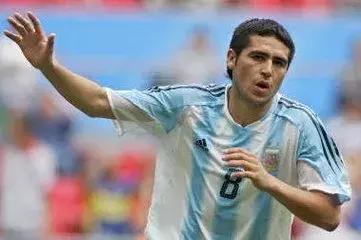 天下足球催泪文案视频,天下足球催泪文案劳尔