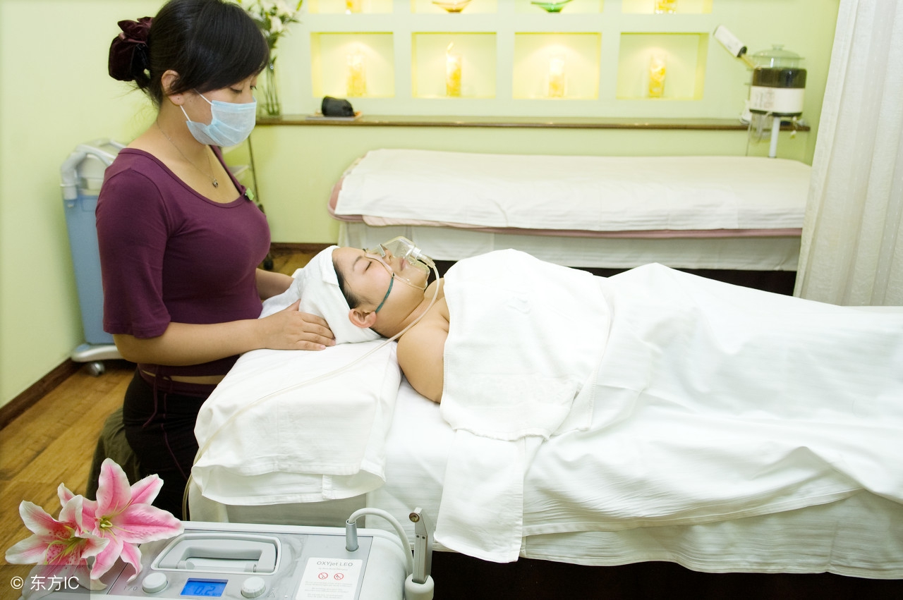 金记忆：到一个新地方走过的路记不住有木有？抓2点就可原路返回