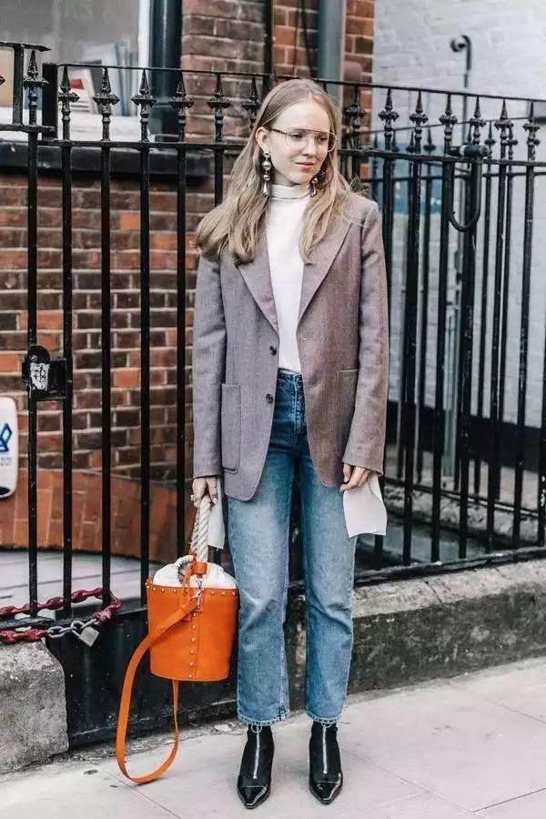 oversize微胖穿搭春季,这个春天一定要买条绿裤子