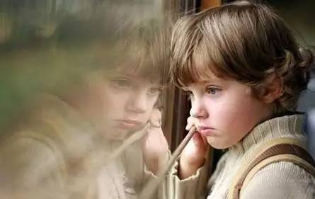 怎样和孩子沟通变性问题,孩子想变男生怎么办